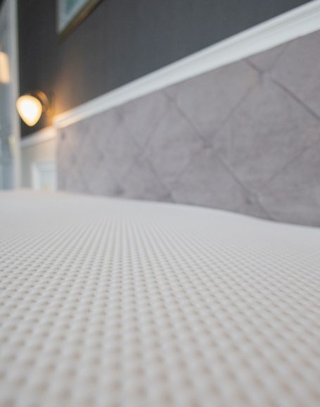 namatratsnyk zhakardovyj deluxe z vodonepronyknoiu membranoiu 1 455x578