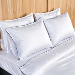 1 (4) Royal White